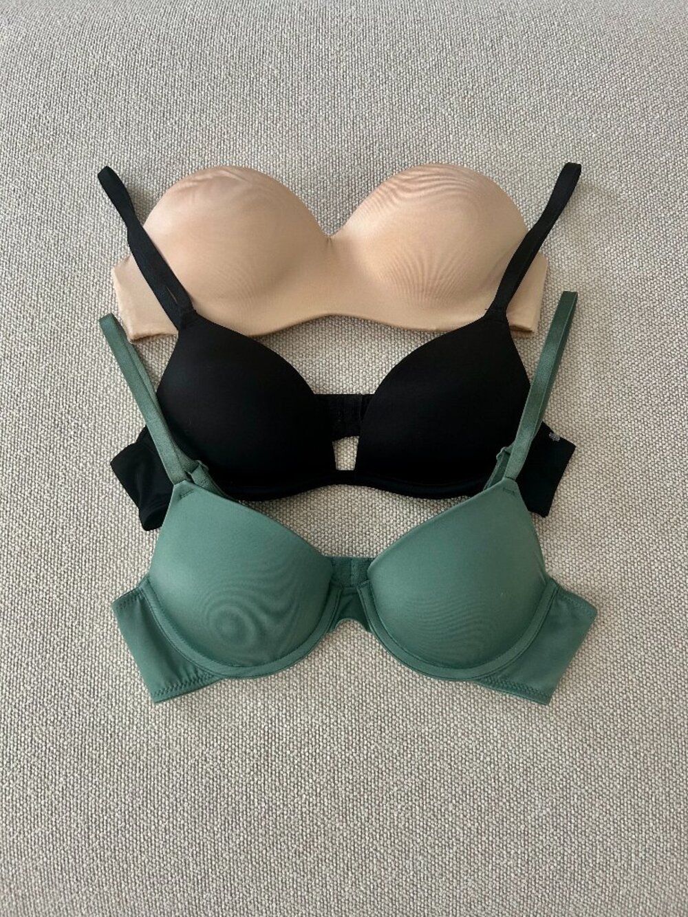 🌟Free With Purchase🌟 NWOT Bundle of Three Target Auden Push-Up Bras, Size 32A